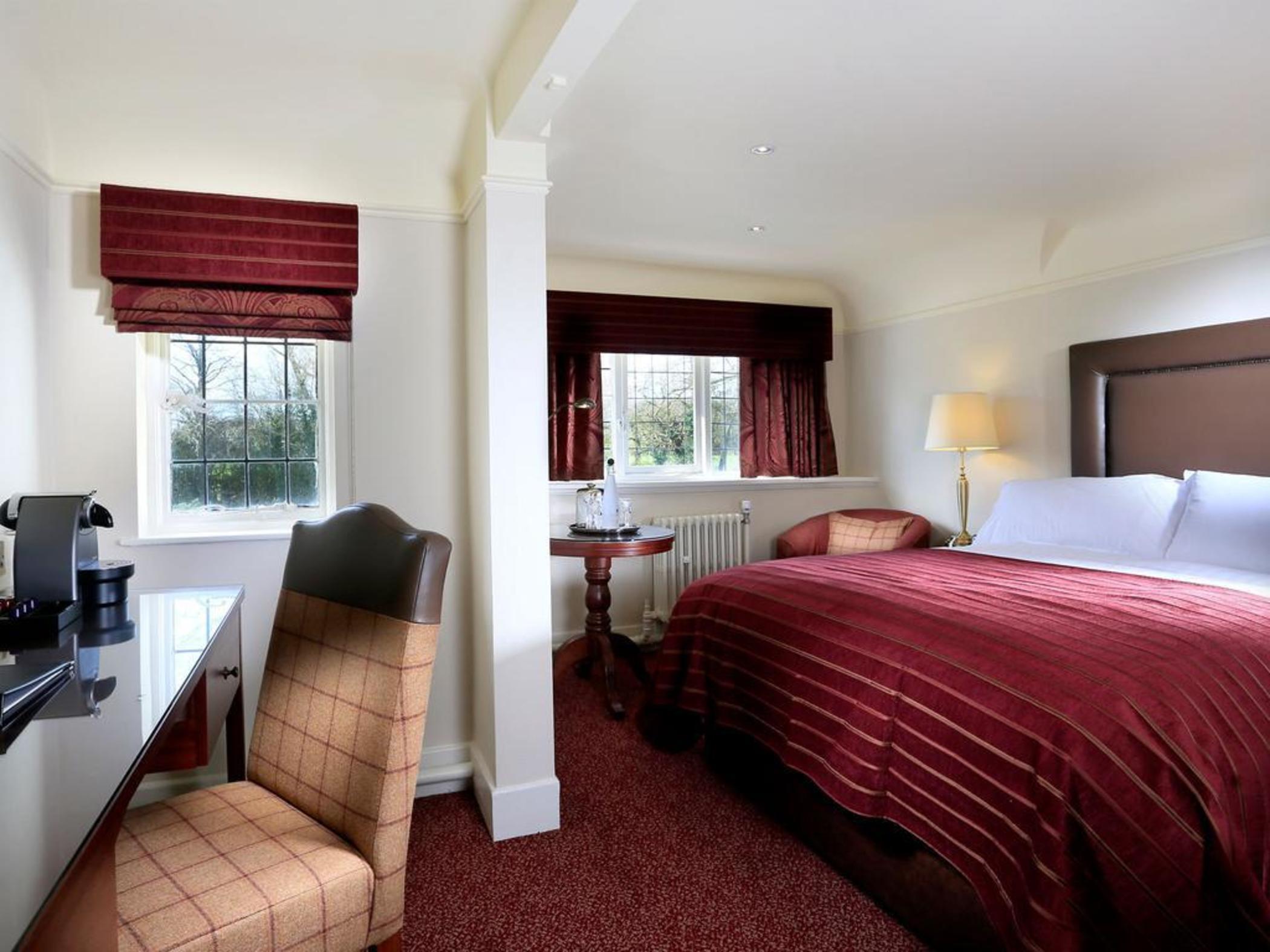 Macdonald Craxton Wood Hotel & Spa Ledsham  ภายนอก รูปภาพ